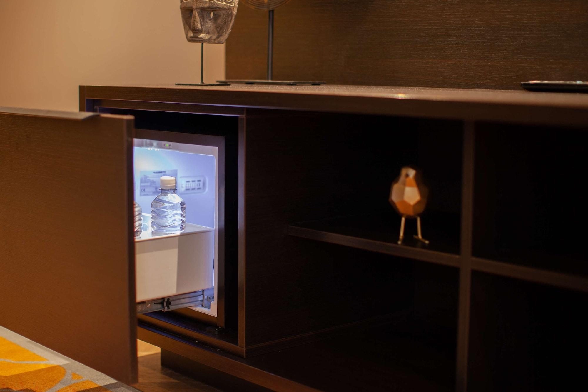 Golden Tulip Leiden Centre Hotel Екстериор снимка